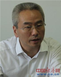 吴晓东.jpg 吴晓东.jpg